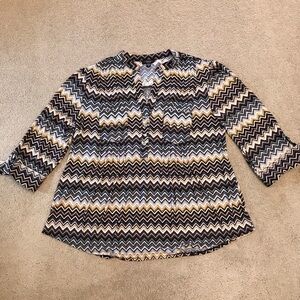 Cocomo Henley Georgette Swing Top Blouse Womens Plus Size 2X Tan Grey Easy Care